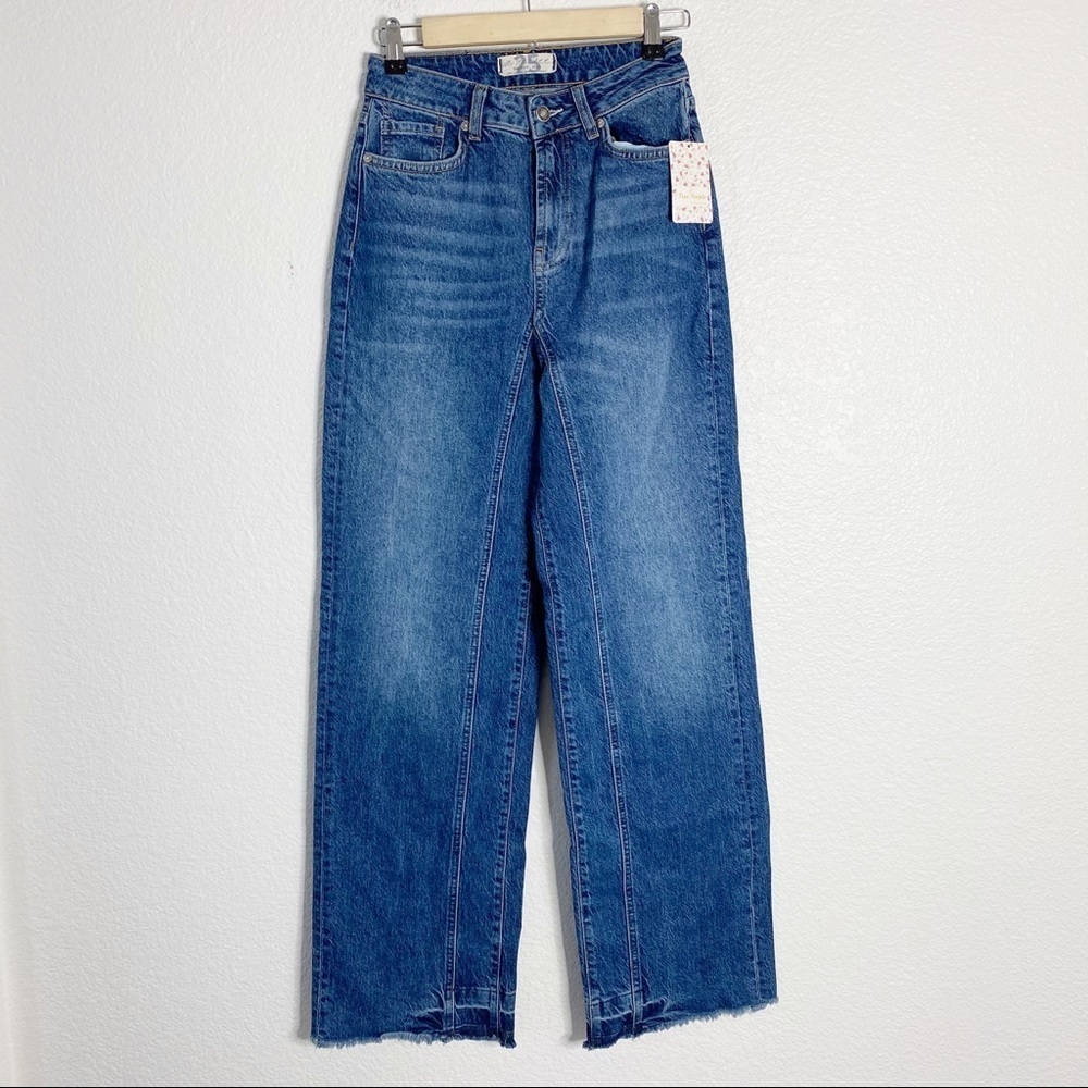 Free People- NWT Relaxed Straight Slouched Jeans - 25